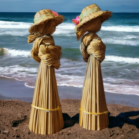 2 Vtg Hand Crafted Straw Wood Wicker Silk Flowers Ribbons Broom Dolls - Picture 7 of 10